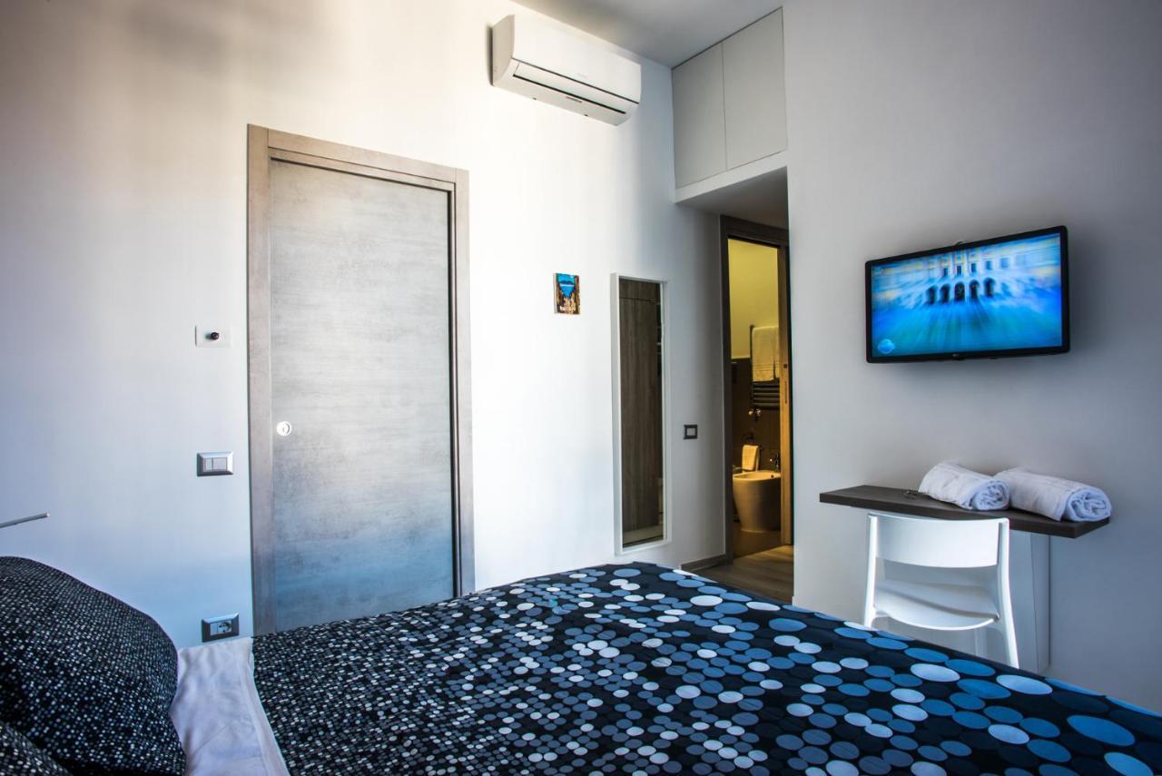 Solarium Al Duomo Rooms By Wonderful Italy 나폴리 외부 사진